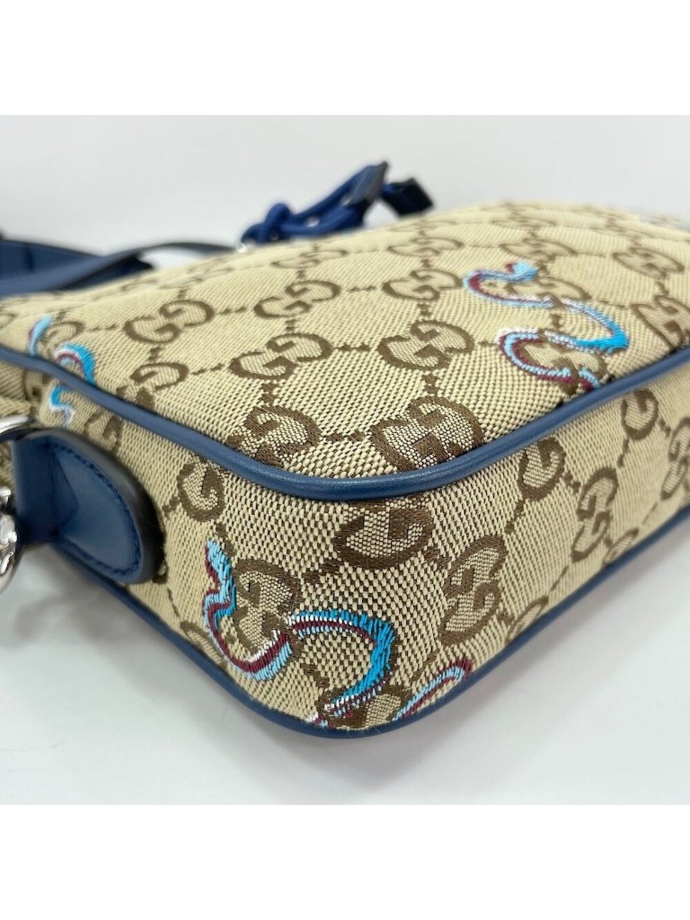 Gucci Shoulder Bag Snake Embroidery 2-Way - Picture 6 of 8